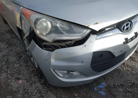 2017 Hyundai Veloster z USA, uszkodzony, nr VIN KMHTC6AD2HU307906